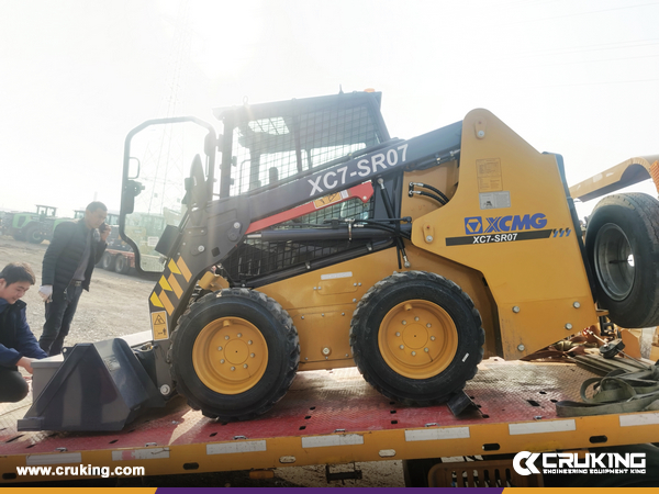 Algeria - 2 Units HELI CPD15-A5H4-M Forklift & 1 Unit XCMG XC7-SR07 Skid Steer Loader