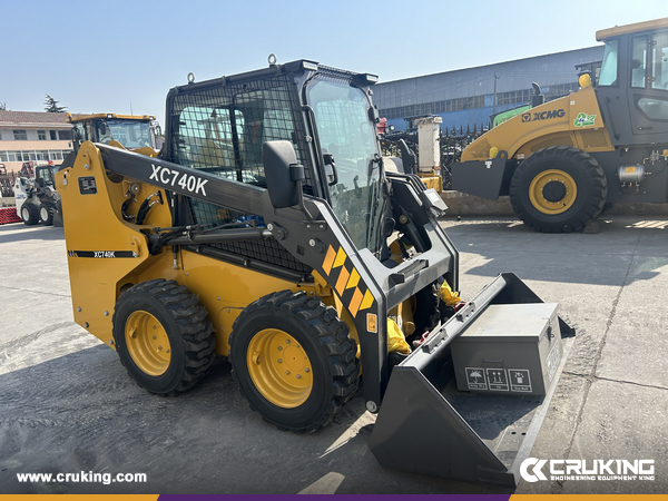 Belarus - 1 Unit XCMG XC740K Skid Steer Loader & 1 Unit XC870K Backhoe Loader and Attachments