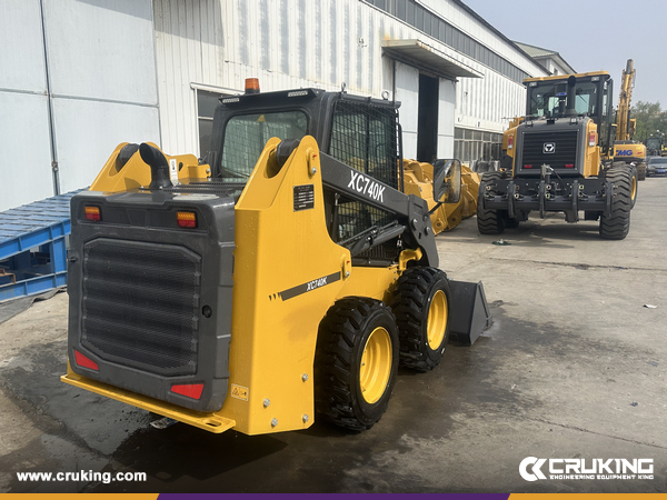 Belarus - 1 Unit XCMG XC740K Skid Steer Loader & 1 Unit XC870K Backhoe Loader and Attachments