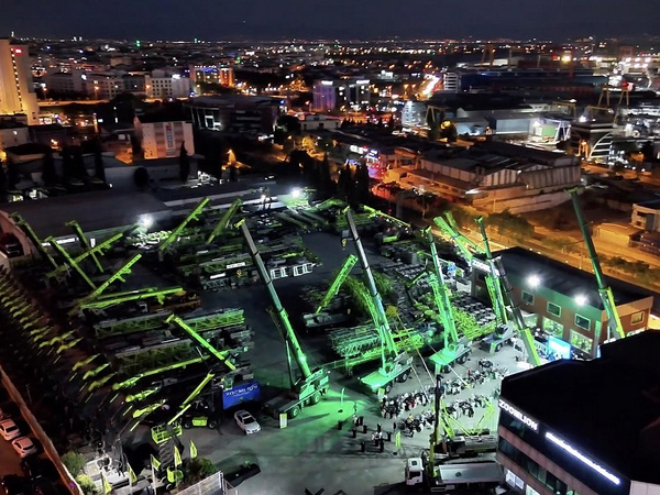 ZOOMLION Construction Crane New Products Showcased in Turkey