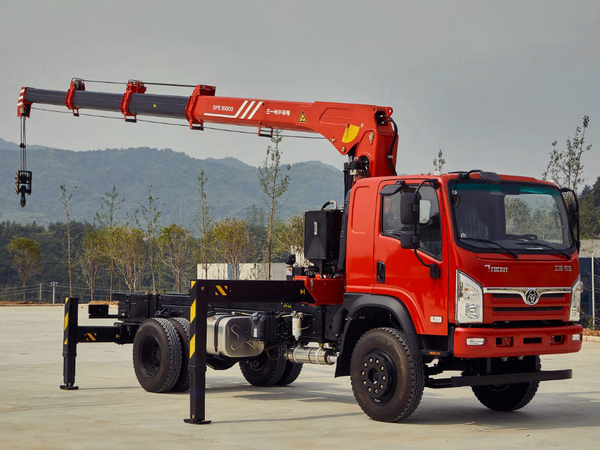 Truck-Mounted Cranes: Essential Equipment for Efficient Project Operations