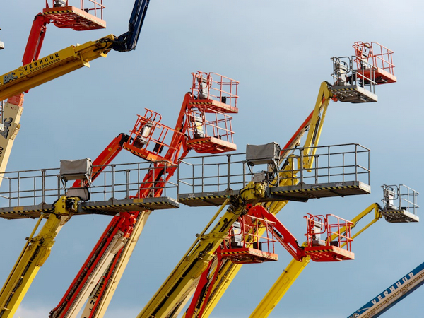 Emergency Response for Malfunctioning Buttons on Aerial Work Platforms