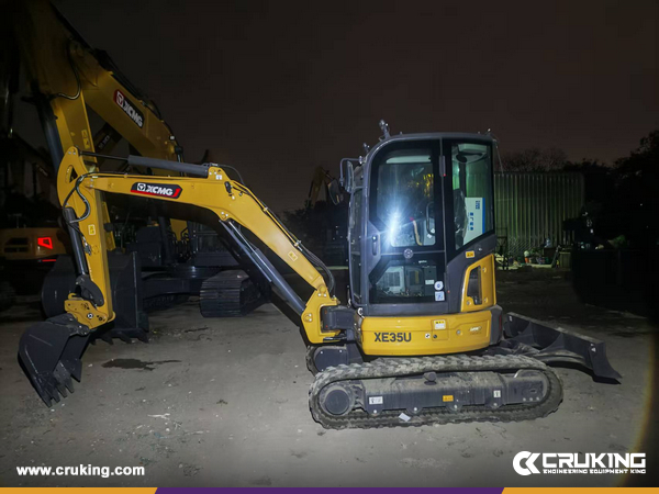 Belarus - 1 Units XCMG XE35U Crawler Excavator