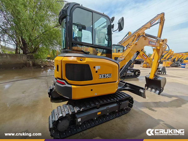 Ecuador - 1 Unit XCMG XE75GA & XE35U Excavator