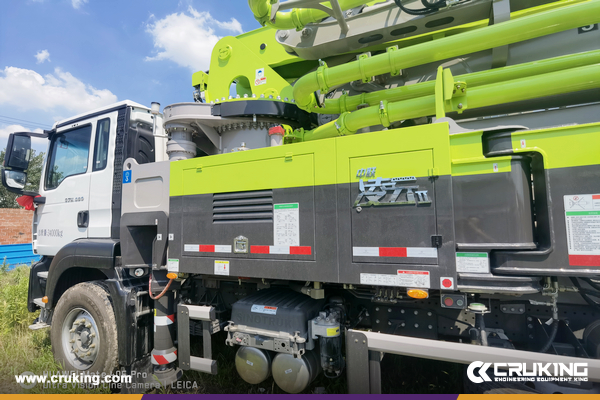 China - 1 Unit ZOOMLION ZLJ5340THBKF Truck-Mounted Concrete Pump Truck
