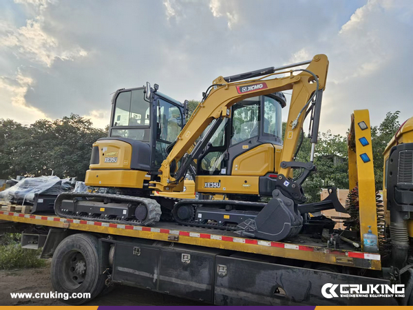 Australia - 2 Units XCMG XE35U Excavator