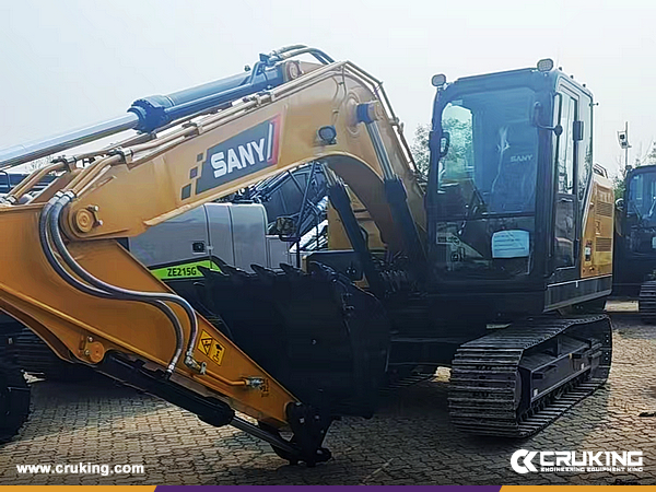 Colombia - 1 Unit SANY 205C & 2 Units SANY 135C Excavator